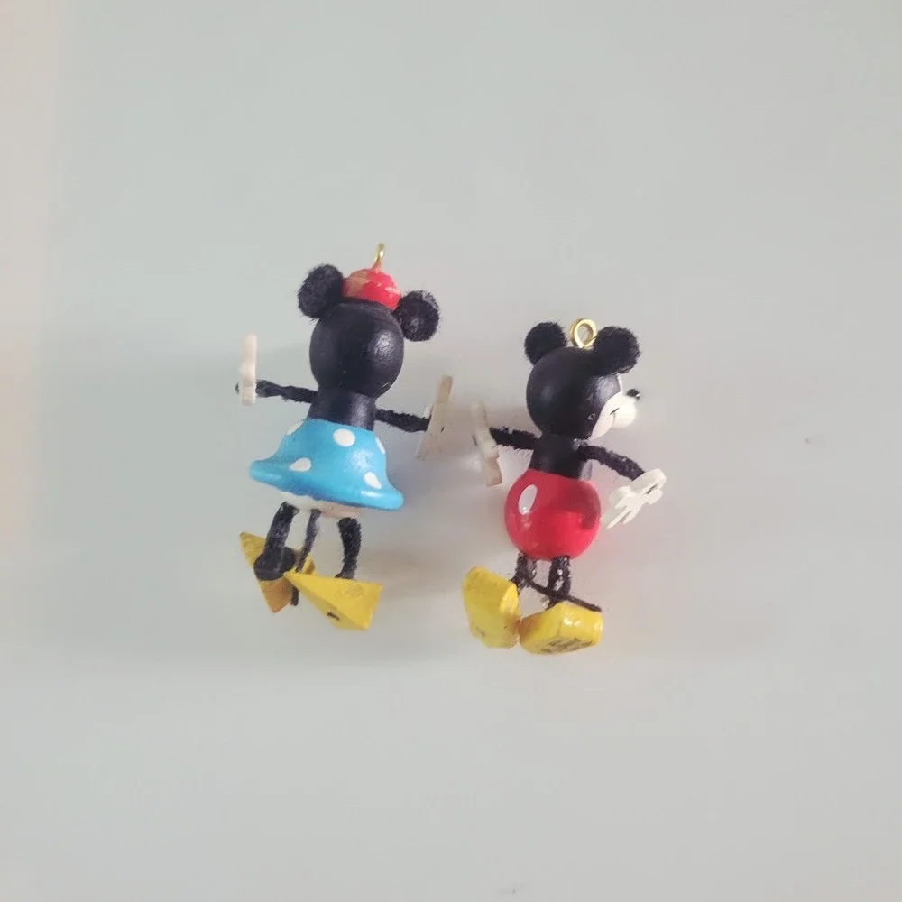 Hallmark‎ Mickey & Minnie Mouse Miniature Wood Ornaments 2000 Charm /Earrings?
